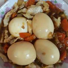 A picture of Telur Rebus Veggie Mix Kuah Kecap.