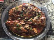Una foto de pollo con tocineta