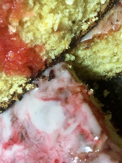 Una foto de BUDÍN DE POMELO🍊ROSADO Y COCO🥥 🤩😋🧉🥳