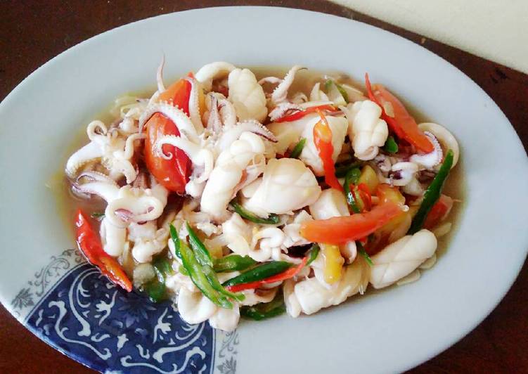 Tumis cumi segar saos tiram mudah lezat