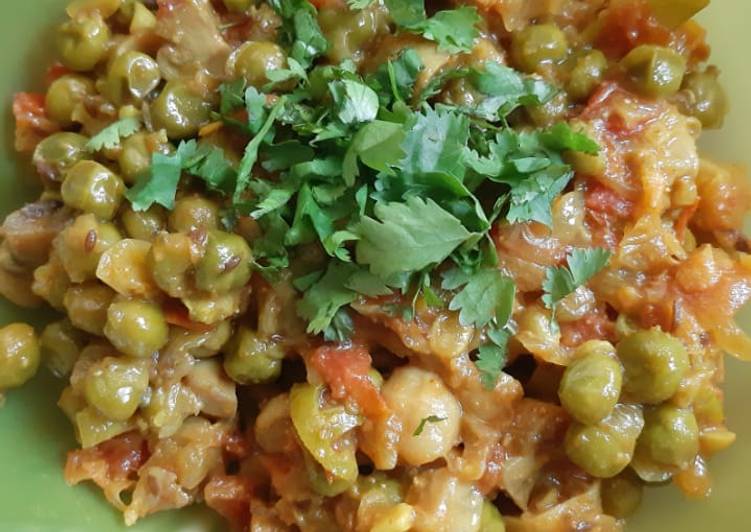 Recipe of Award-winning Matar Mushroom