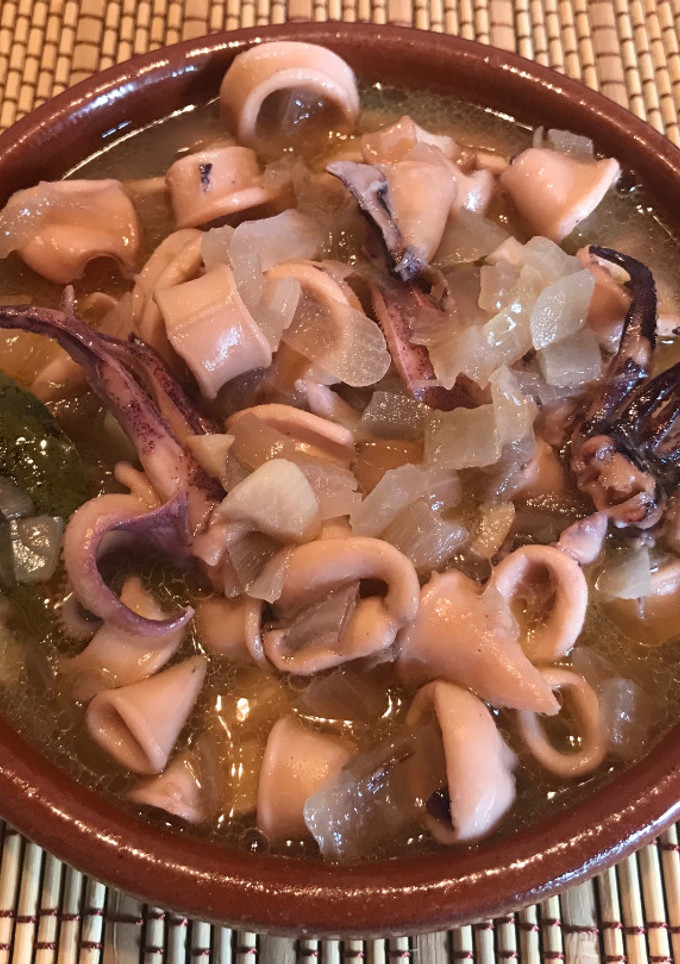 Una foto de Chipirones en escabeche