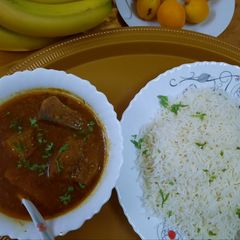 A picture of Hudi Gudi ka salan.