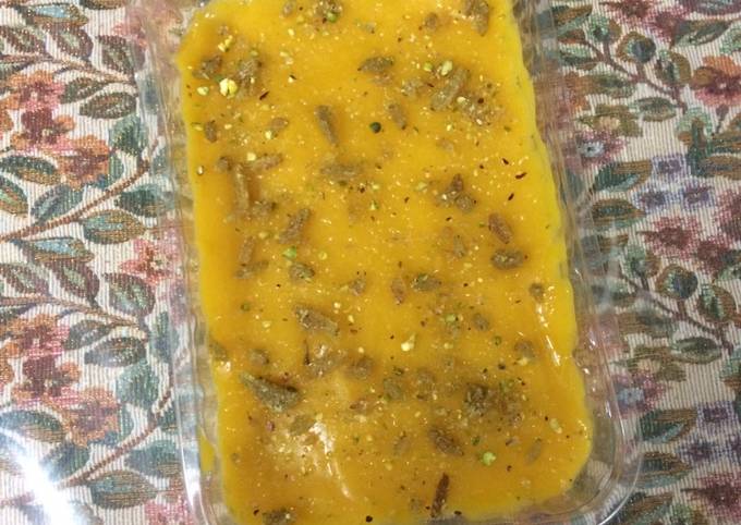 Ripe mango pulp and chocolate idli