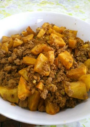 Foto resep Kentang Ungkep Daging