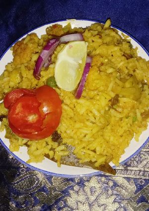 मसाला वेज पुलाव (masala veg pulao recipe in Hindi) रेसिपी मुख्य फोटो