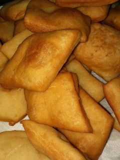 Una foto de Tortas fritas para acompañar el mate