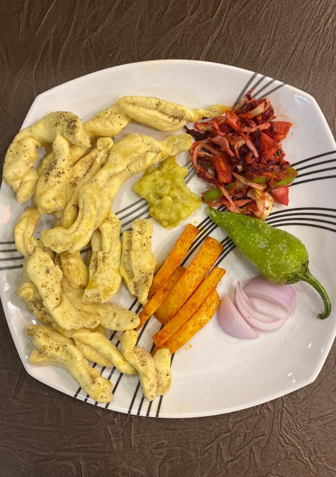 વણેલા ગાંઠીયા રેસીપી મુખ્ય ફોટો