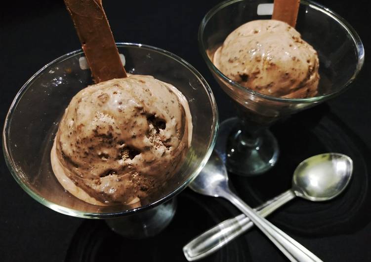 How to Prepare Speedy KitKat bournvita ice cream
