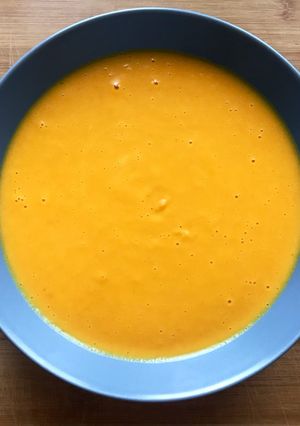 Una foto de Crema de calabaza y curry! 🤤🤟🏼☺️