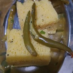 A picture of Dhokla.