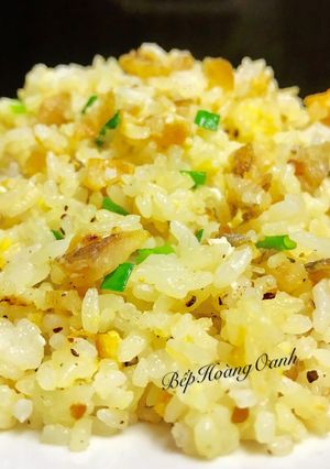 Hình của món Cơm Chiên Khô Cá Sặc.