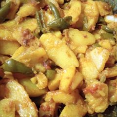 A picture of Potato capsicum veg.