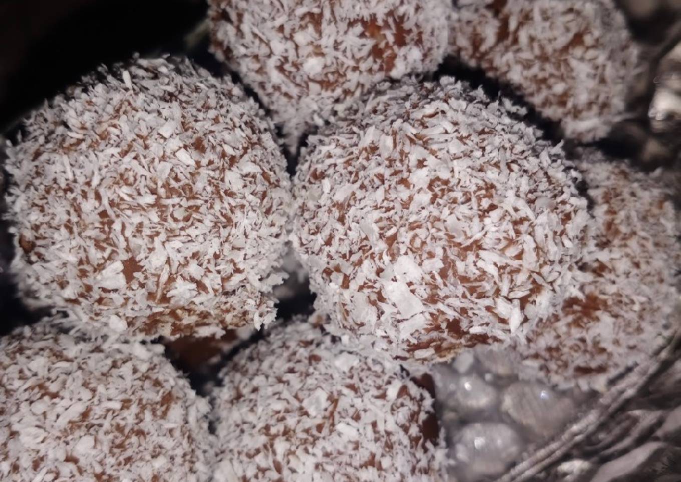 Coconut balls🥥🍫