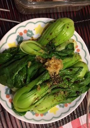 Hình của món Cải thìa tỏi phi chấm nước tương Maggi!.