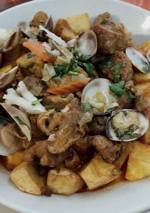 Foto de Carne de Porco à Alentejana