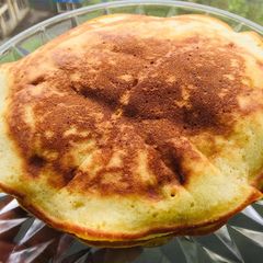 A picture of Fluffy banana pancakes.