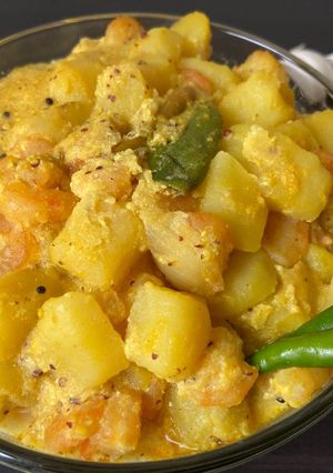 সরষে আলু দিয়ে চিংড়ি(sorshe alu diye chingri recipe in Bengali) রেসিপির প্রধান ছবি