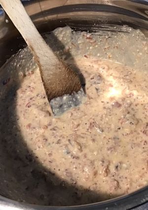 Une photo de Crème de brocciu à la prune et jambon cru