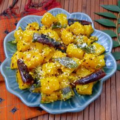 A picture of Sweet and Spicy Pumpkin Poriyal.