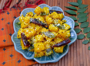 A picture of Sweet and Spicy Pumpkin Poriyal.