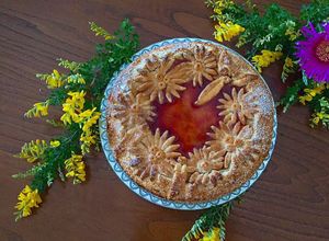 Foto di Crostata di farro con Crema al Rum e Amarene