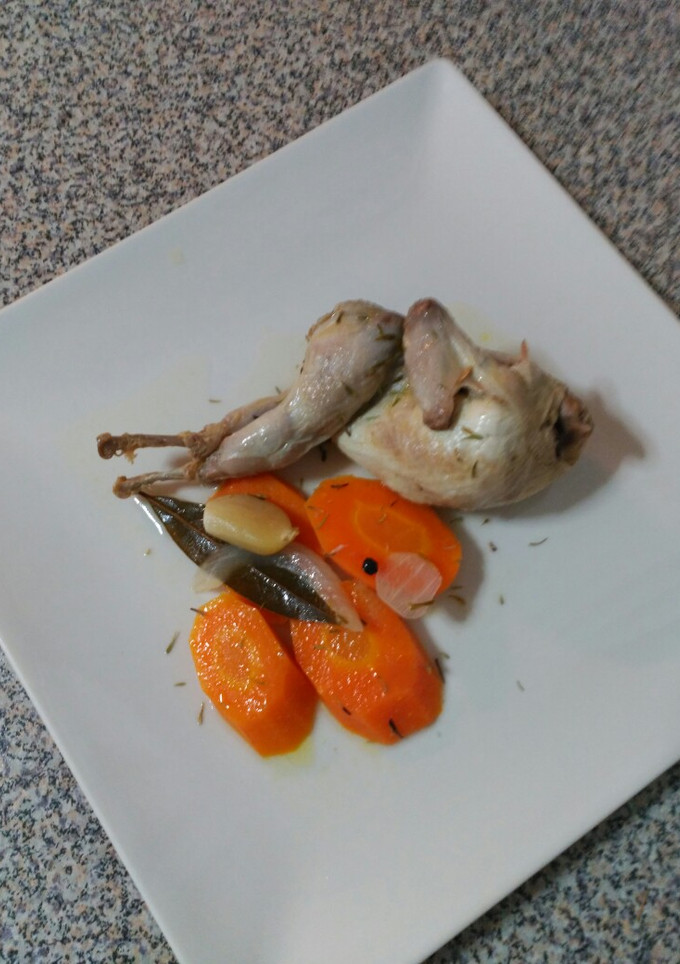 Una foto de "Codornices en escabeche"