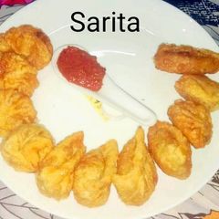 A picture of Veg fried momos In pressure Cooker.