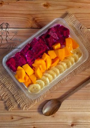 Foto resep Overnight Oatmeal Fruits Box