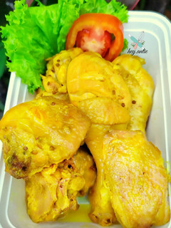 Foto resep Ayam Ungkep Bumbu Kuning