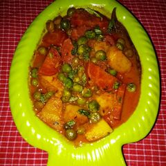 A picture of Gazar matar aalo ki sabji.