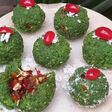 গুলকান্দে ভরা পান নারকেল লাড্ডু (Gulkand bhora paan narkel ladoo recipe in Bengali)