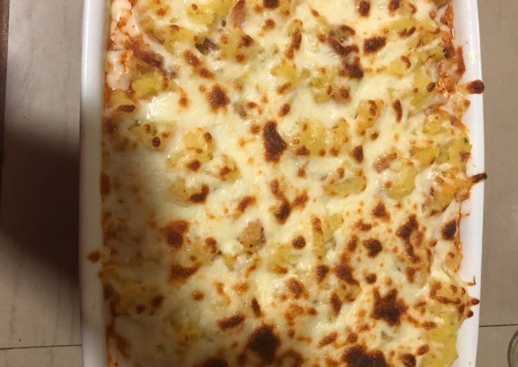 Pastel de papa relleno de pollo