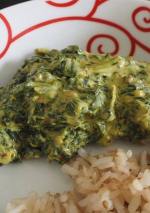 Une photo de Palak Paneer (Recette indienne : Epinards au fromage)
