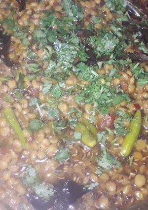 A picture of Dhaba style channey ki daal.
