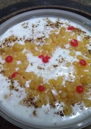 A picture of Boondi raita.
