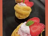 Strawberry kiss Choux