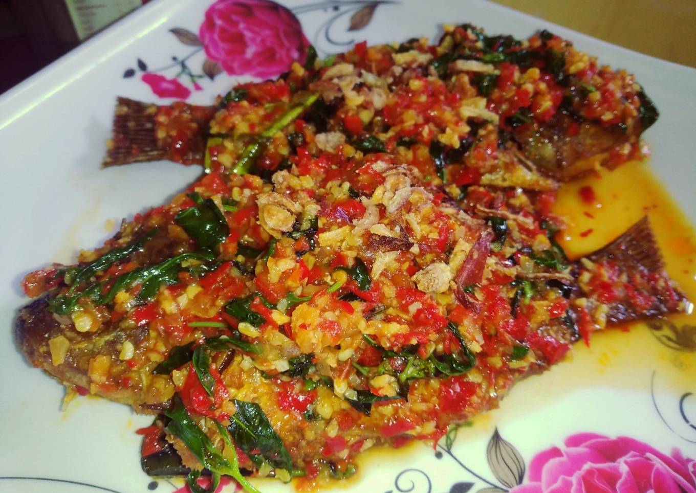 Ikan nila rica-rica kemangi