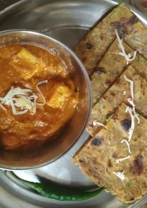 A picture of Paneer butter masala.