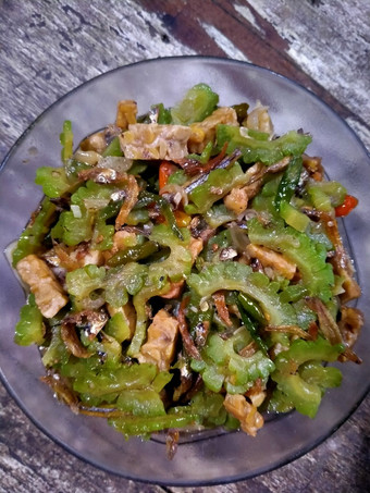 Resep Tumis pare teri yang Lezat Sekali