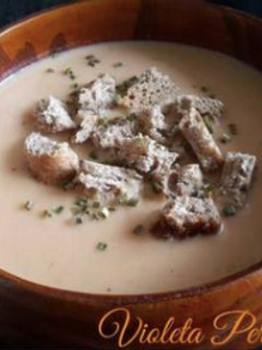 Una foto de Sopa fría de garbanzos