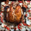 Pollo al horno con papas, cebolla y pimiento