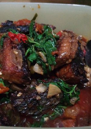 Foto resep Tumis Pindang Tongkol Kemangi