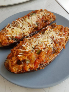 Una foto de Berenjenas rellenas de atún