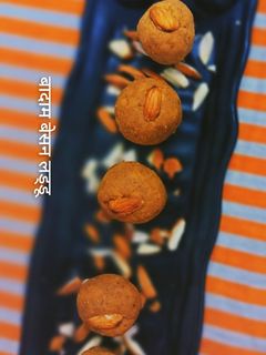बादाम बेसन लड्डू (badam besan ladoo recipe in Hindi) रेसिपी मुख्य फोटो