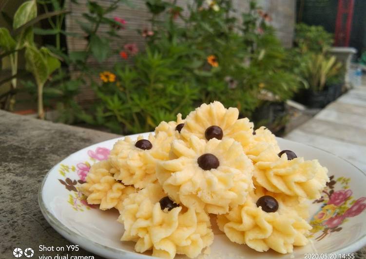 Resep Semprit Maizena ekonomis Anti Gagal