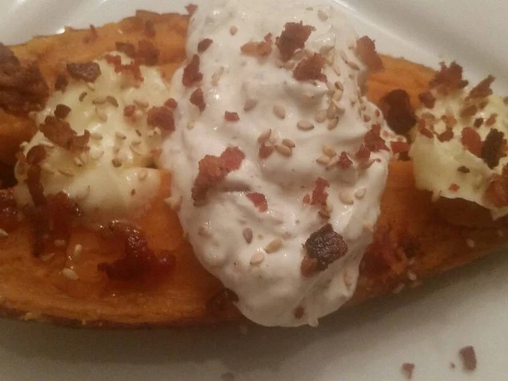 Recipe Sesame Baked Sweet Potatoes w/ Roasted Garlic Sour Cream the So Delicious Appealing