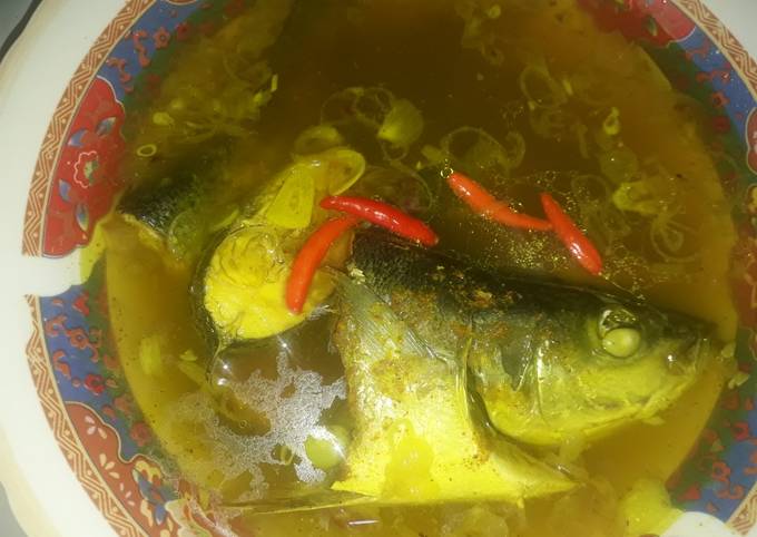 Ikan kuah kuning