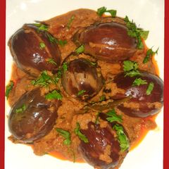 Hyderabad style eggplant (baigan bharwa) A picture of Hyderabad style eggplant (baigan bharwa).