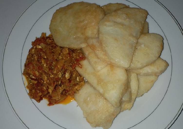 Easiest Way to Prepare Perfect Fried Yam and side egg sauce